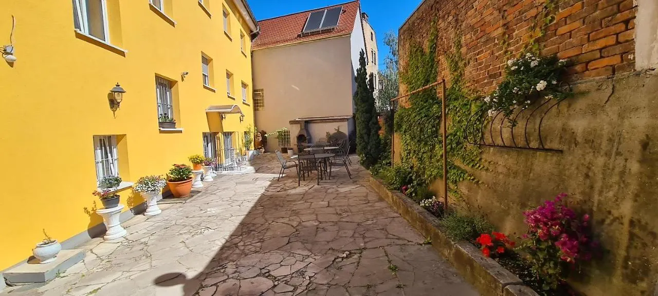 Hotel Lamm Stoccarda